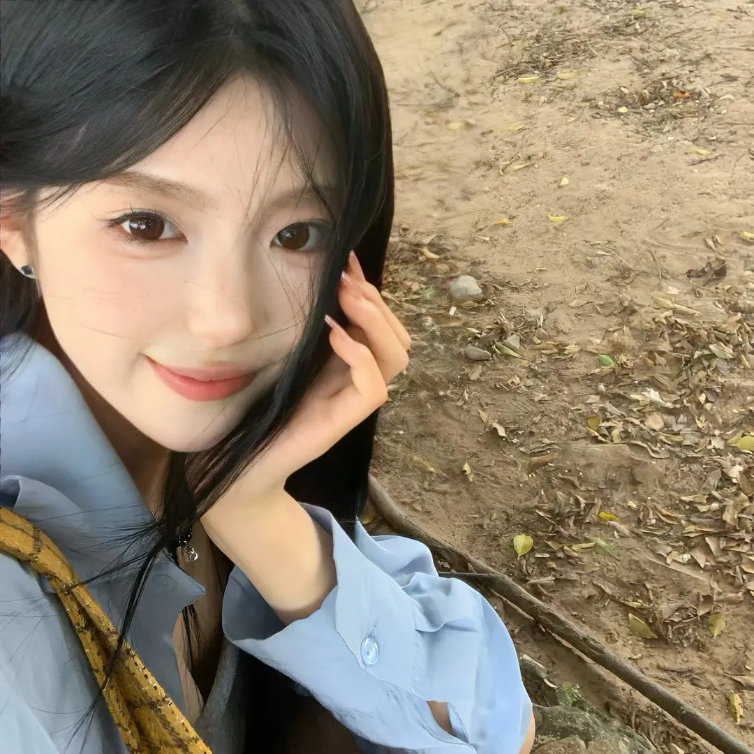 向下扭曲
